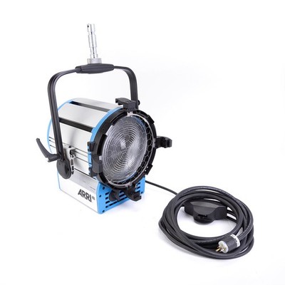Arri True Blue ST-2 2000W Studio Fresnel Light - Stand Mount SKU#2068062