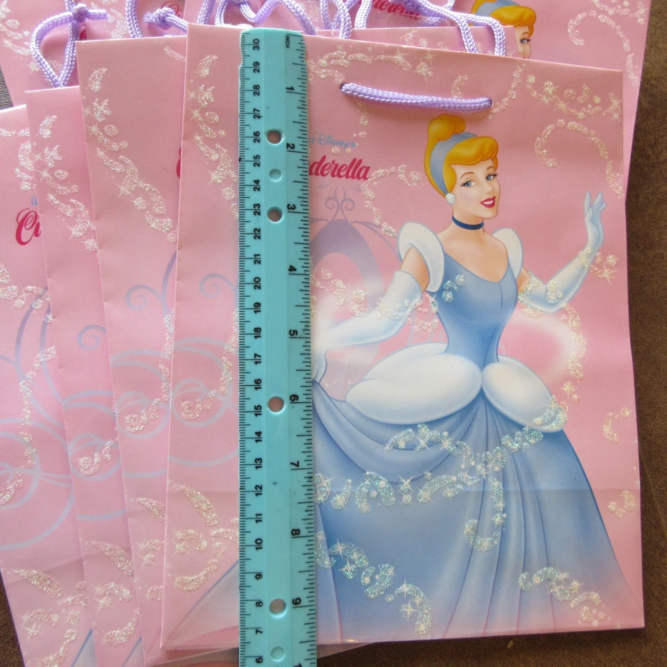 Lote de 8 Bolsas de Regalo Disney - Cenicienta, Azul y Rosa + Brillo - Para Sello Foto 2 de 4