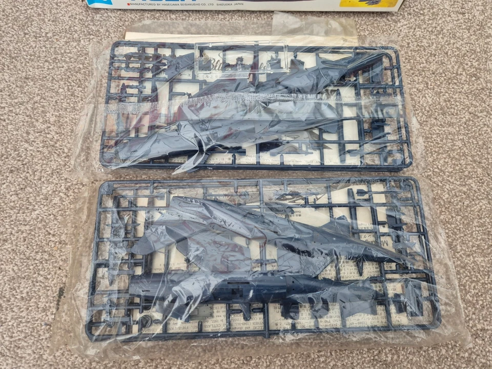 1/72 Vintage Hasegawa Grunman Blu Angeli F11F-1 Tiger Piano Kit Modello JS-156 - Immagine 3 di 4