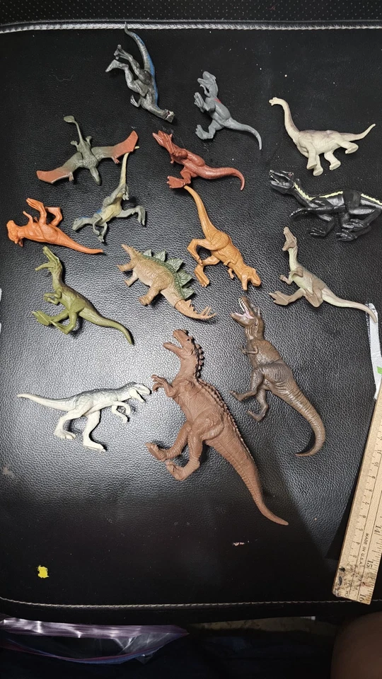 14 dinosaurios de batalla del mundo jurásico Foto 2 de 4