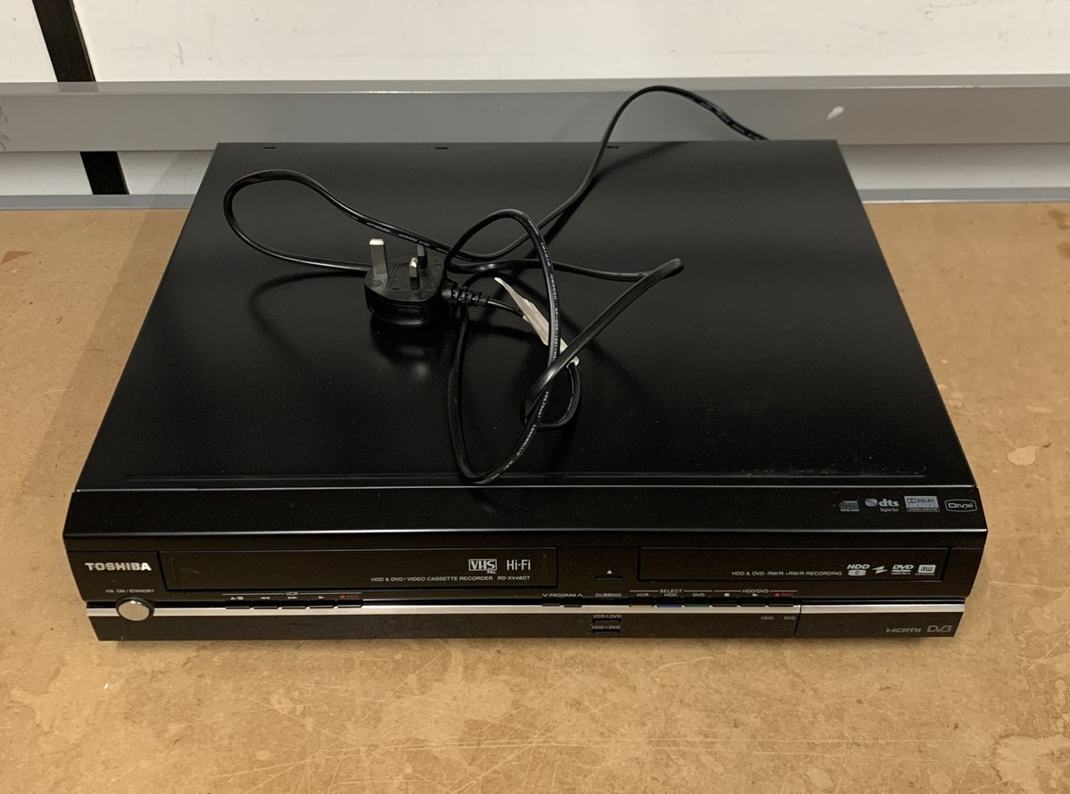 TOSHIBA D-W250K 東芝 VTR一体型HDD＆DVDビデオレコーダー TOSHIBA D-W250K 東芝 VTR一体型HDD＆DVDビデオレコーダー Amazon