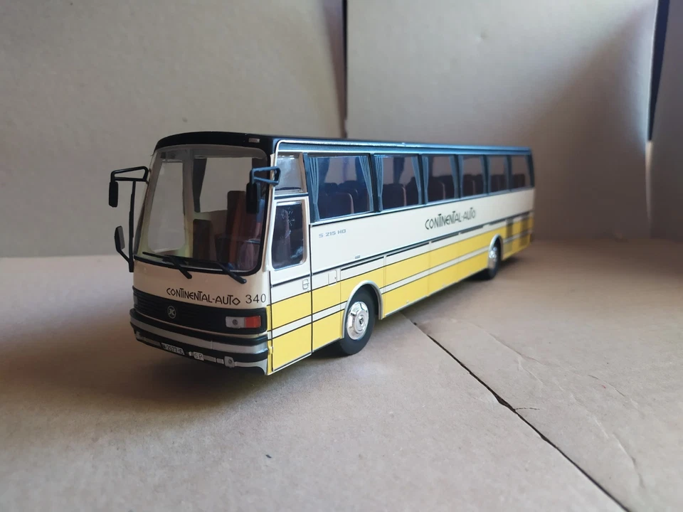 Autobús Setra 215 HD . Continental Auto . Salvat . Escala 1/43 - Imagen 4 de 4