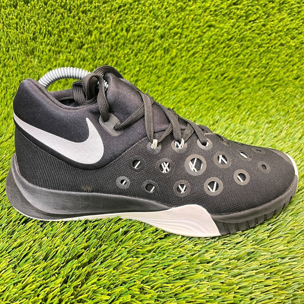 Nike Zoom Hyperquickness‎ Black/Metallic Sz 6.5 Amazon.com | Nike Lunar Hyperquickness (Size 5) Black  main image 2