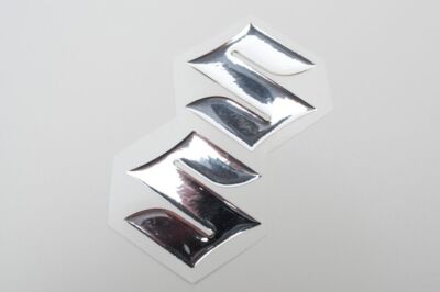 SUZUKI GSXR GSX-R Emblem 3D Aufkleber Set 2 Stück, Farbe Spiegel Silber