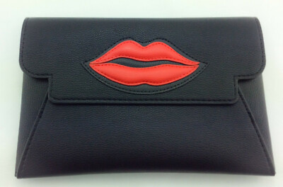 Clutch red Lips gehört zu den IT-Pieces kleine Tasche für Handy, Brille Klatsch