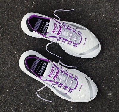 kobe bryant tennis shoes