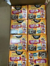 Purina Friskies Poultry Faves Variety Pack Cat Food 8ct. 01/2026 Lot of 8 64ct