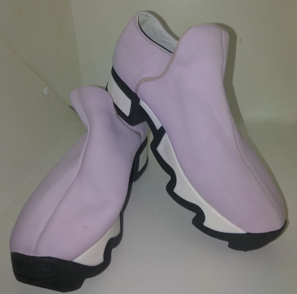 IRI NYC Pink Outline Neoprene Sneaker Womens Size US 8 8.5 EU38.5 Vegan Shoes