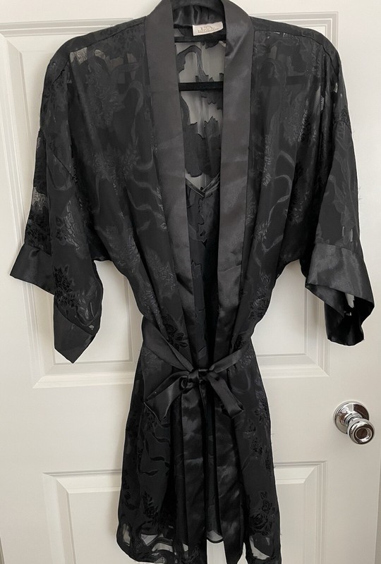 2 PC VINTAGE BLACK SHEER BURNT OUT FLORAL GOWN AND ROBE WRAP KIMONO SHORT SZ M/L