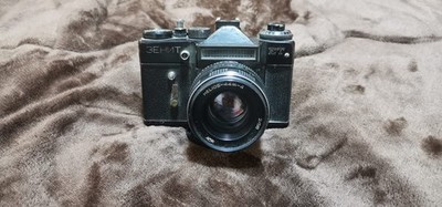 Zenit-ET Camera Lens Helios-44M-4  Soviet Russian 35mm 2/58 Old
