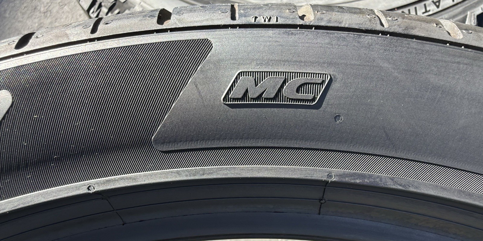 ONE BRAND NEW 285/35ZR20 (104Y) Pirelli P Zero Corsa PZC4 MC McLaren PNCS Tire