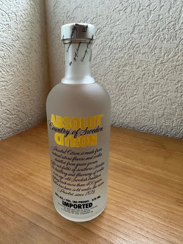 Absolut  Vodka  citron 375 Ml Neu Und Versiegelt