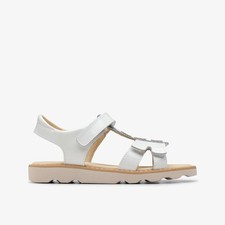 Clarks Girls Crown Skip Kid White Patent Flat Sandals Patent Casual