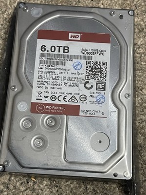 6TB Western Digital (WD6002FFWX) WD Red PRO SATA 3,5'' Festplatte, getestet GD