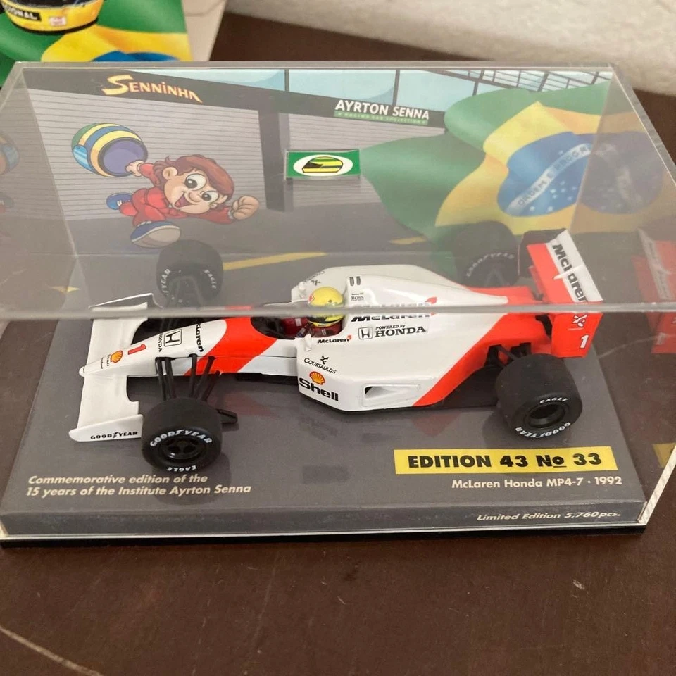 Minichamps 1/43 Ayrton Senna McLaren Honda MP4-7 1992 Model Car Limited - Photo 2/4