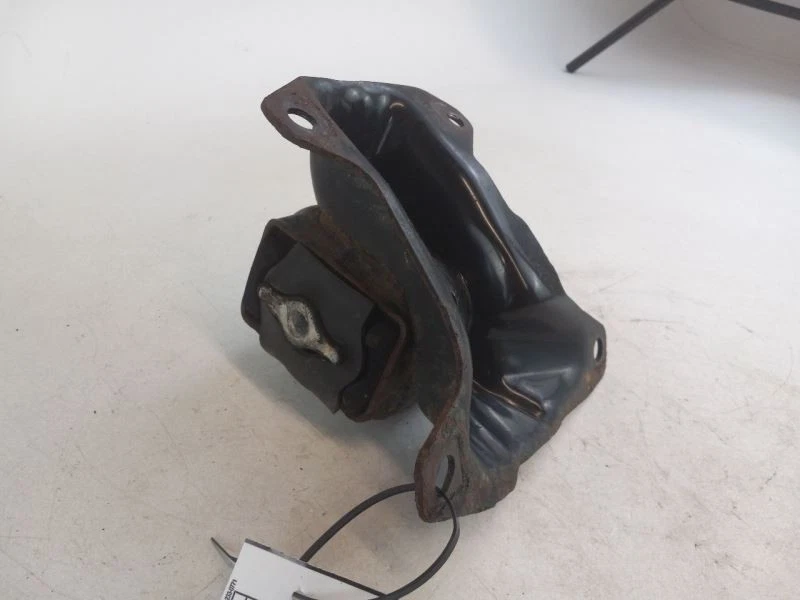 2007 DODGE NITRO КРЕПЛЕНИЕ ДВИГАТЕЛЯ - Изображение 2 из 4