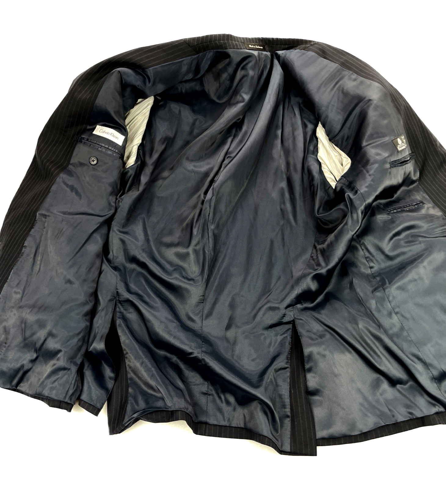 Vintage Calvin Klein Mens 48L Navy Black Pinstripe Wool Blazer Sport Coat Jacket thumbnail 6