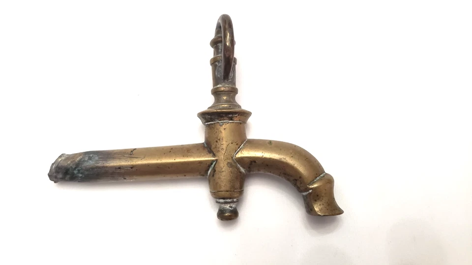 ANCIEN ROBINET ANTIQUE SORTIE SABOT BRONZE XVIII  CAVE FONTAINE CHATEAU - Photo 2/4