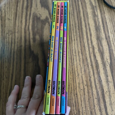 【大人気】My Weird School Collection 1~4 My Weird School Collection: Books 1 to 4 by Dan Gutman, Jim