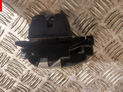 Serrure coffre hayon arrière - PEUGEOT 207 - Réf : 9660403980 - Photo 1/4
