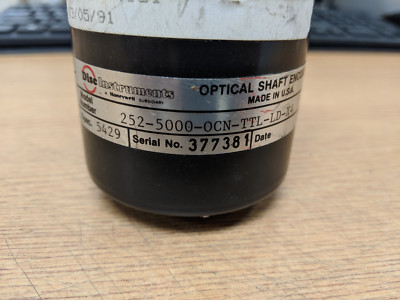 DISC INSTRUMENTS OPTICAL SHAFT ENCODER 252-5000-0CN-TTL-LD-X4 W/ WHEEL