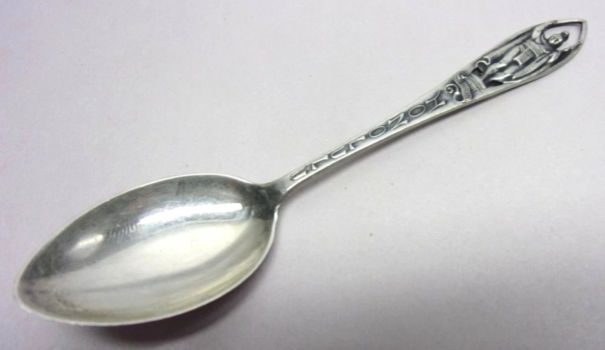 Sterling silver hotsell souvenir spoons value