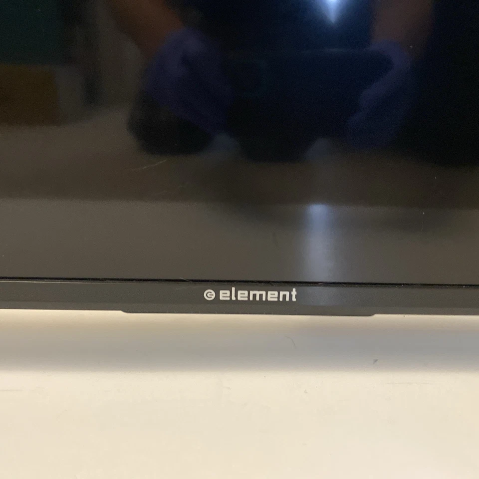 Element 40” 1080p Class LED TV - Image 2 of 4