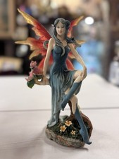 Rare Discontinued The Leonardo Collection Fairy Figurine 8 Tall Collectible Gift