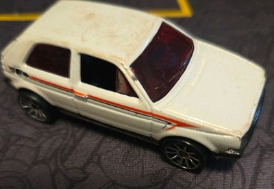 Vintage 1989 Hot Wheels VW Golf MK-2 White w/ Red Tinted Windows Rare Original +