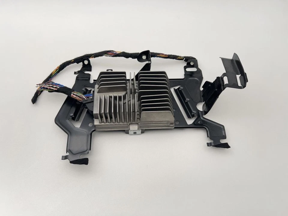 BMW 330i 2017-2019 amplificador 2,0 L a AWD 122 k -xDrive- 63876 Foto 3 de 4