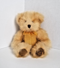 Teddy Bear stuffed animal. beige 7 inch. pre-owned