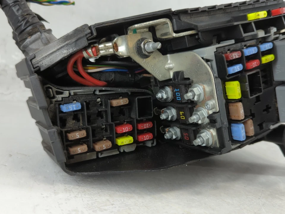 Volvo V60 2015-2018 caja de fusibles caja de fusibles módulo de relé 6g9t-14a076 EAASJ Foto 4 de 4