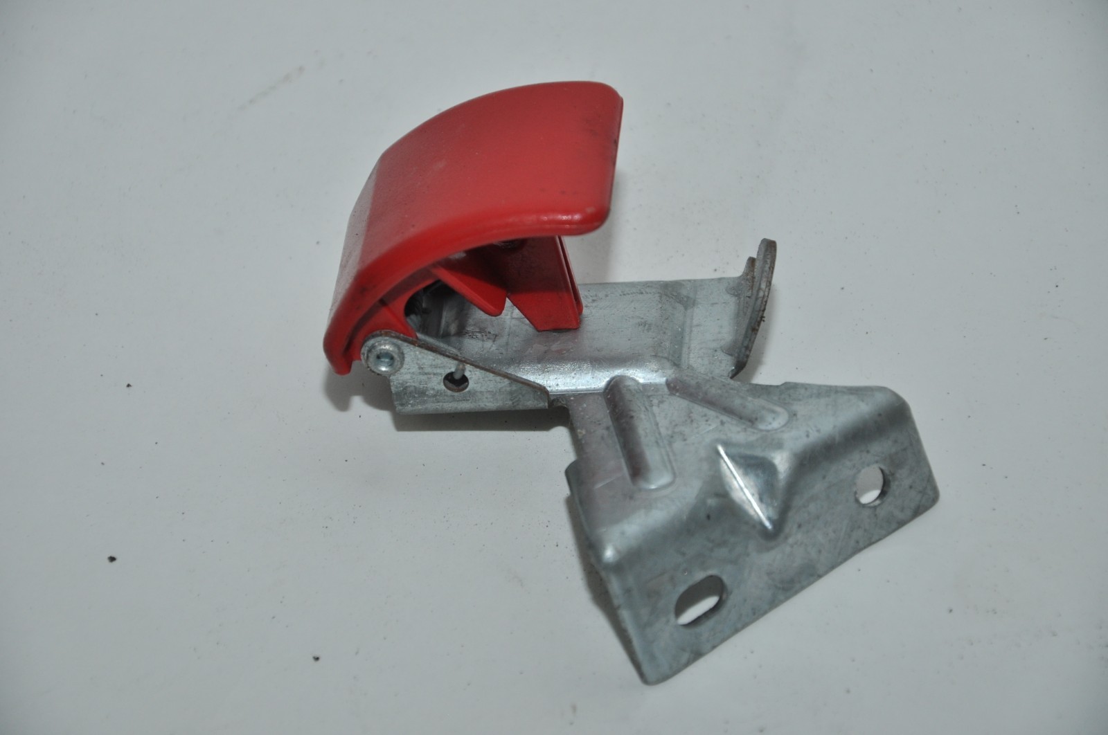 200413 Volvo C30 C70 S40 V50 Hood Release Cable Lever Switch OEM