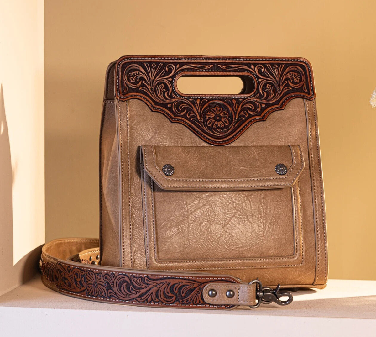 Trinity Ranch Aztec Tooled Fringe Concealed Carry Backpack Burgundy Trinity Ranch Hair-On Fringe Concealed Carry Purse  main image 3