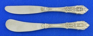 2 TWO Wallace Rose Point Sterling Silver Butter Knives 6 1/4" NO Mono