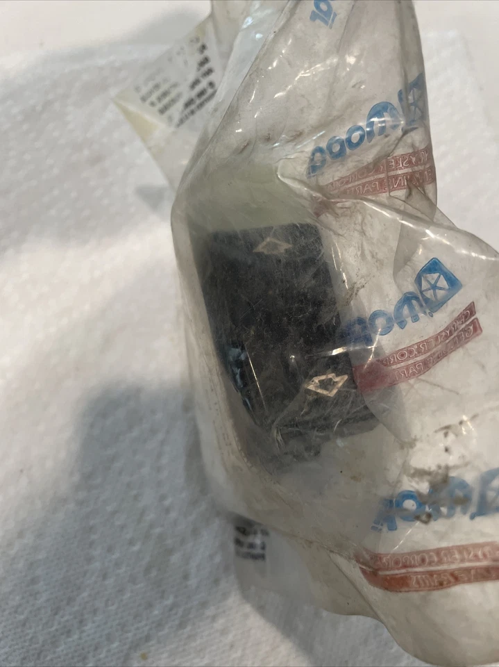 New Mopar 4186361 1979-1983 Dodge Cordoba Magnum Rear Heated Window Switch Kit - Image 3 of 4