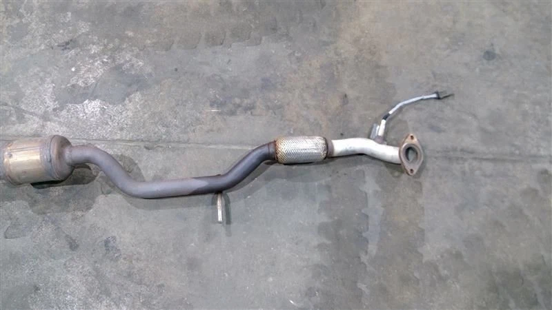 Chevrolet 2018-2020 escape chispa conjunto silenciador intermedio 95186419 Foto 3 de 4