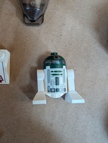 LEGO Star Wars: Arc-170 Starfighter (8088) Ship/R4 unit only.  Ship 99% complete