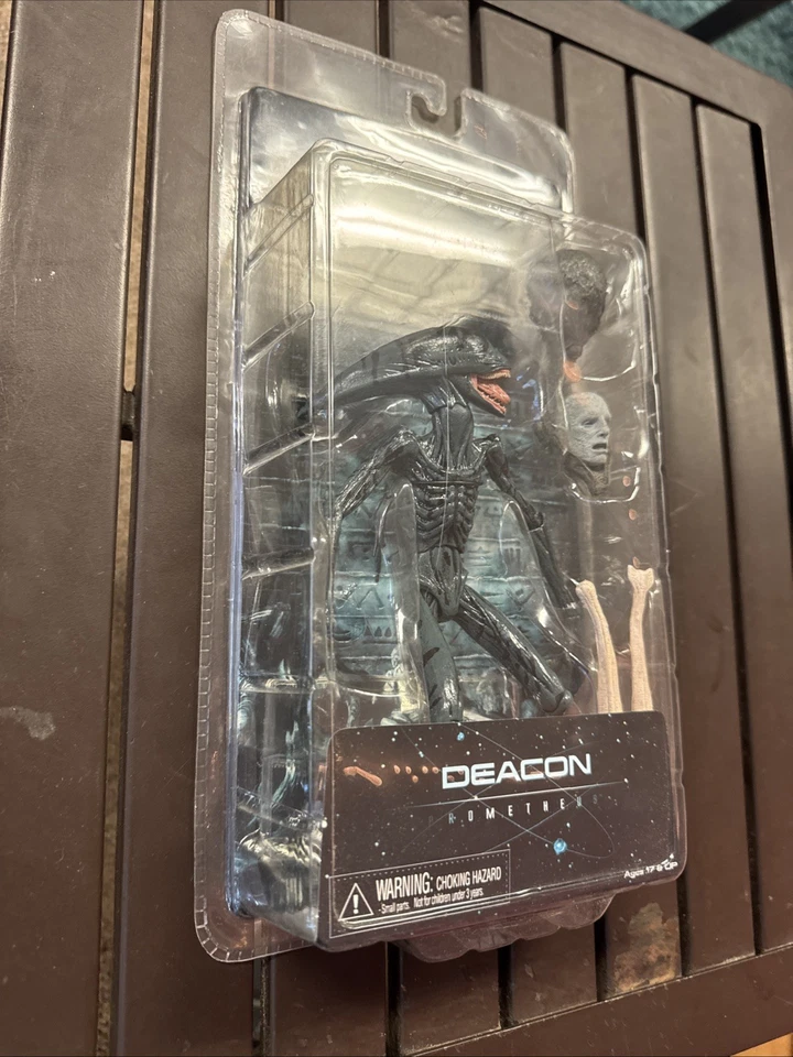 Neca Prometheus Deacon series 2 Reel Toys Xenomorph Engineer Alien MOC - Image 4 of 4