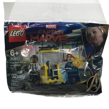 Lego Marvel Captain Marvel 32 Piece 30453 Captain Marvel & Nick Fury New
