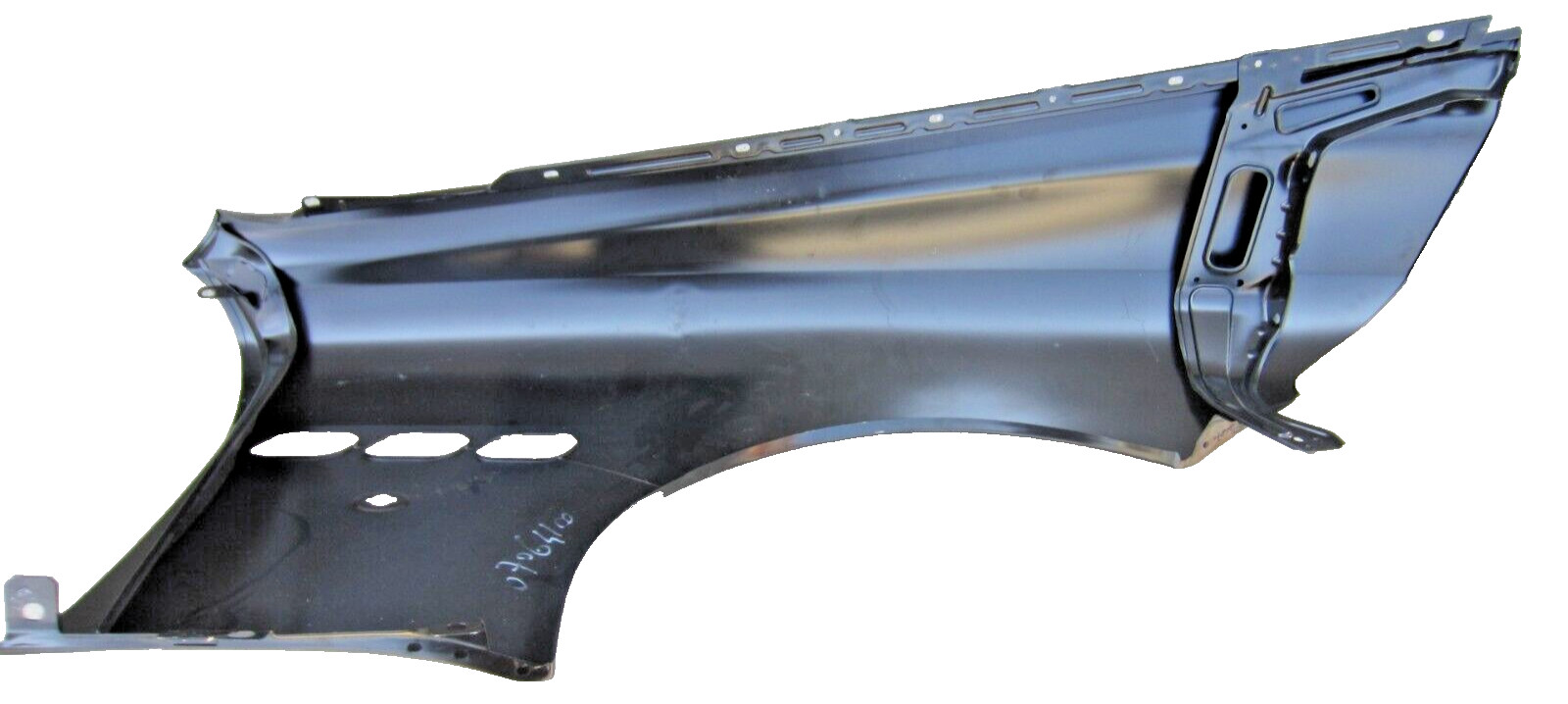2007-2011 MASERATI QUATTROPORTE RIGHT RH SIDE FENDER BRAND NEW 67064100 OEM