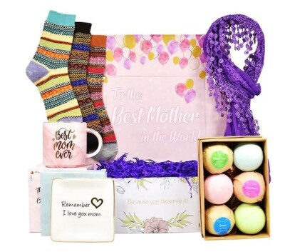 Gift Basket for Mom, Bath Bombs, Socks, Ring Holder, Mug and Scarf, MOTHERS DAY
