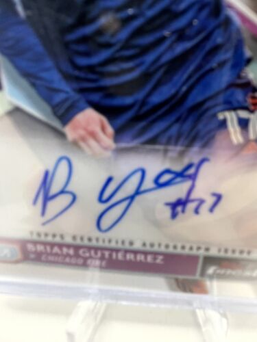 2023 Topps Finest MLS Brian Gutierrez Rookie Refractor Auto - Picture 4 of 8