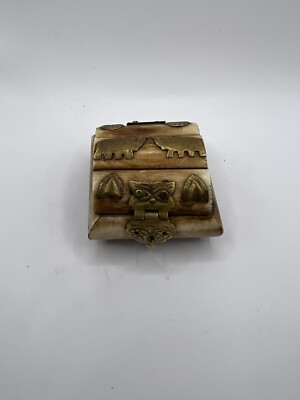 Vintage Moroccan Arabian Bone Small Rectangular Lidded Presentation Box Cas