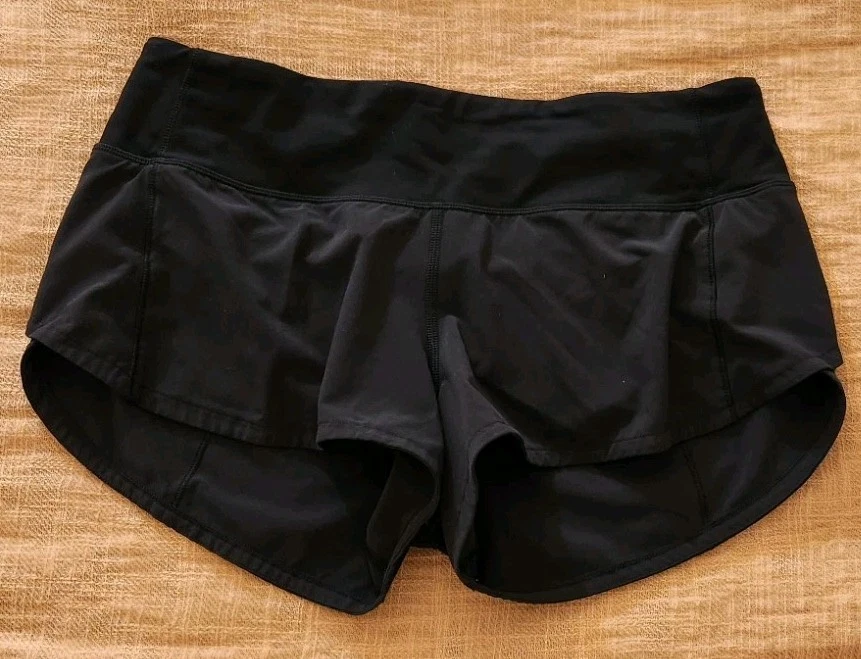 Pantalón Corto Lululemon Speed Up Tiro Bajo Forrado 2.5 en Negro! Talla 4 Foto 3 de 4