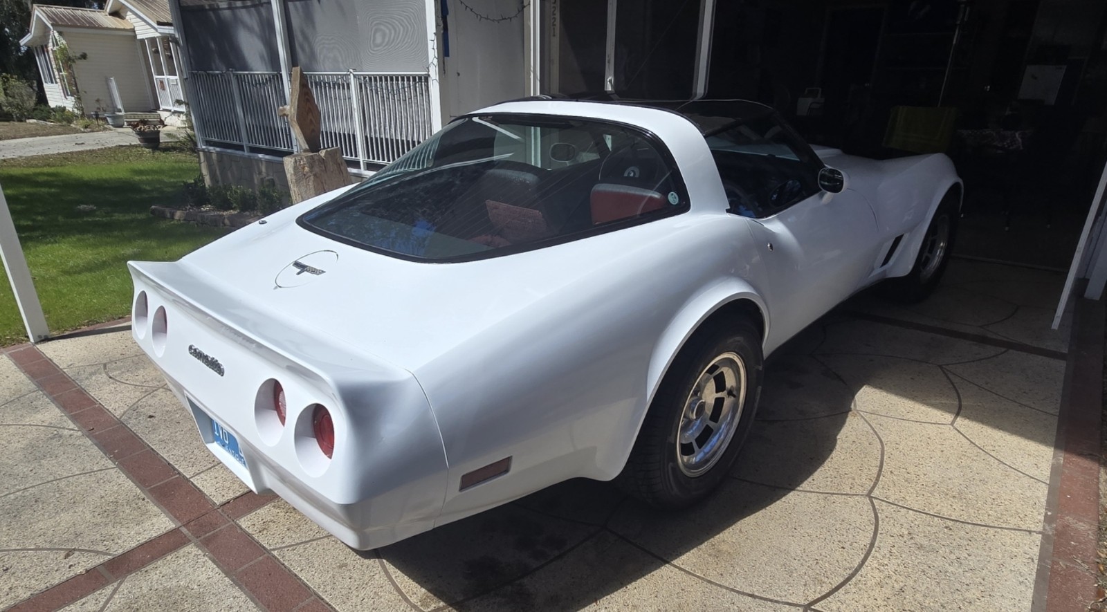 1980 White Chevrolet Corvette   | C3 Corvette Photo 4