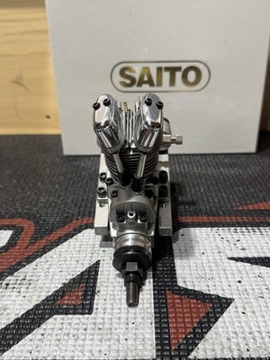 航空機・ヘリコプター SAITO FA-56 Saito Engines FA-56 AAC Four Stroke Glow Engine w/Muffler: II