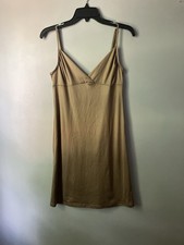Victoria's Secret Polyester Full Slip S Beige Solid Adjustable Straps Wireless