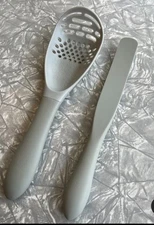 Mad Hungry Super Spoon and Skinny Spurtle 2-piece Set, New- Open Box, 9" 