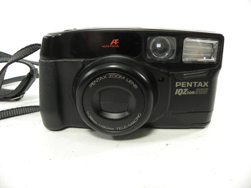 Pentax IQZoom 900 35mm Camera